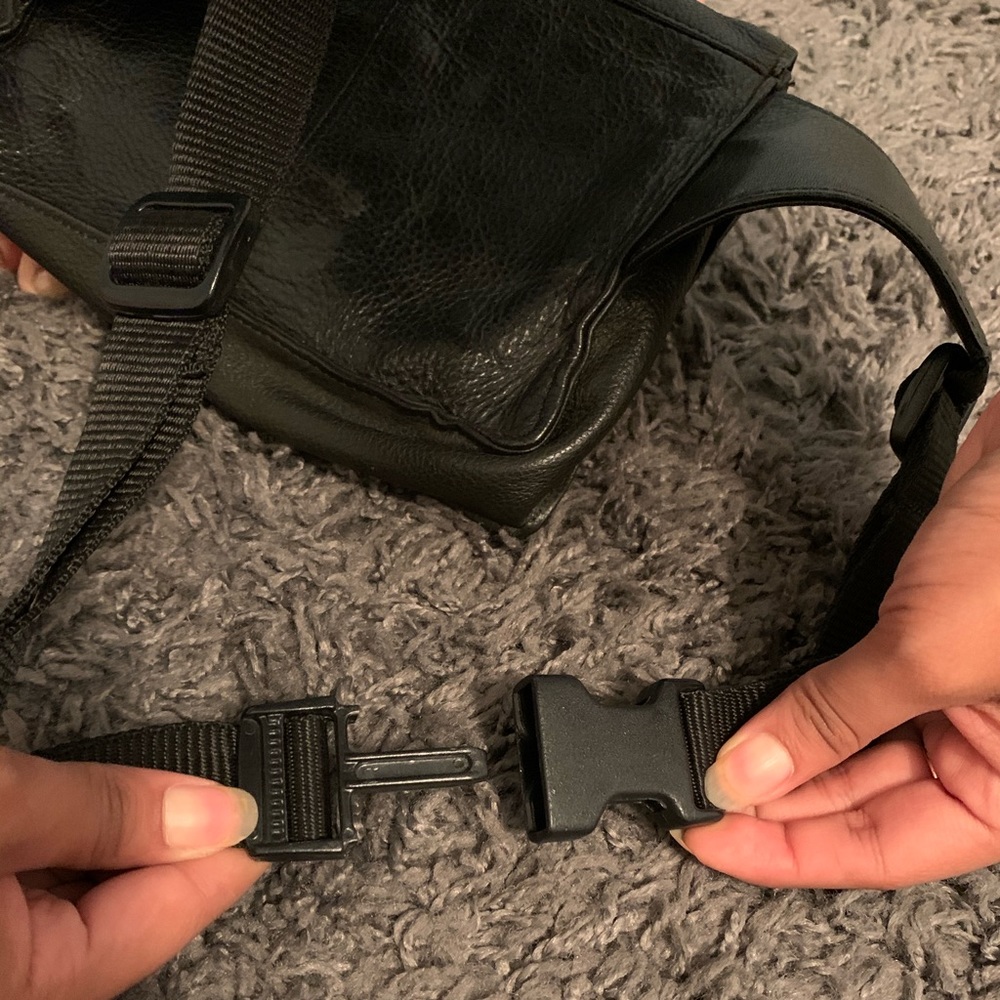 Fanny pack - Picture 2 of 6